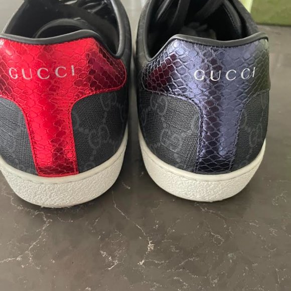 SOLD - Men's Gucci Ace Sneakers - Picture 4 of 9